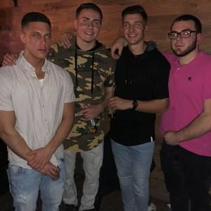 Meet your Posher, Anthony